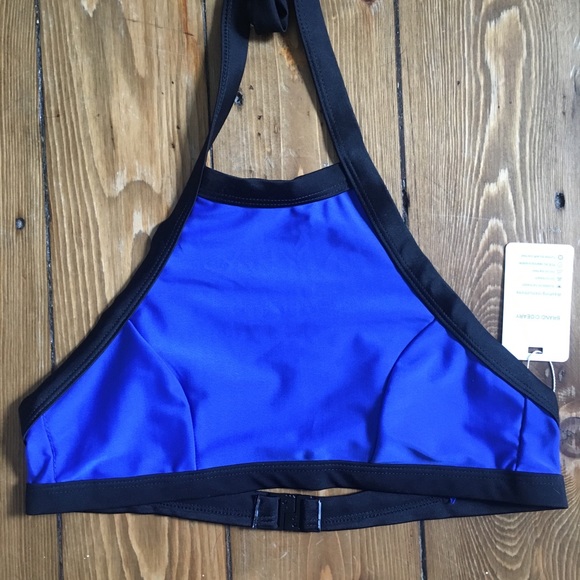 Cideary Halter Bikini Top - Picture 2 of 7